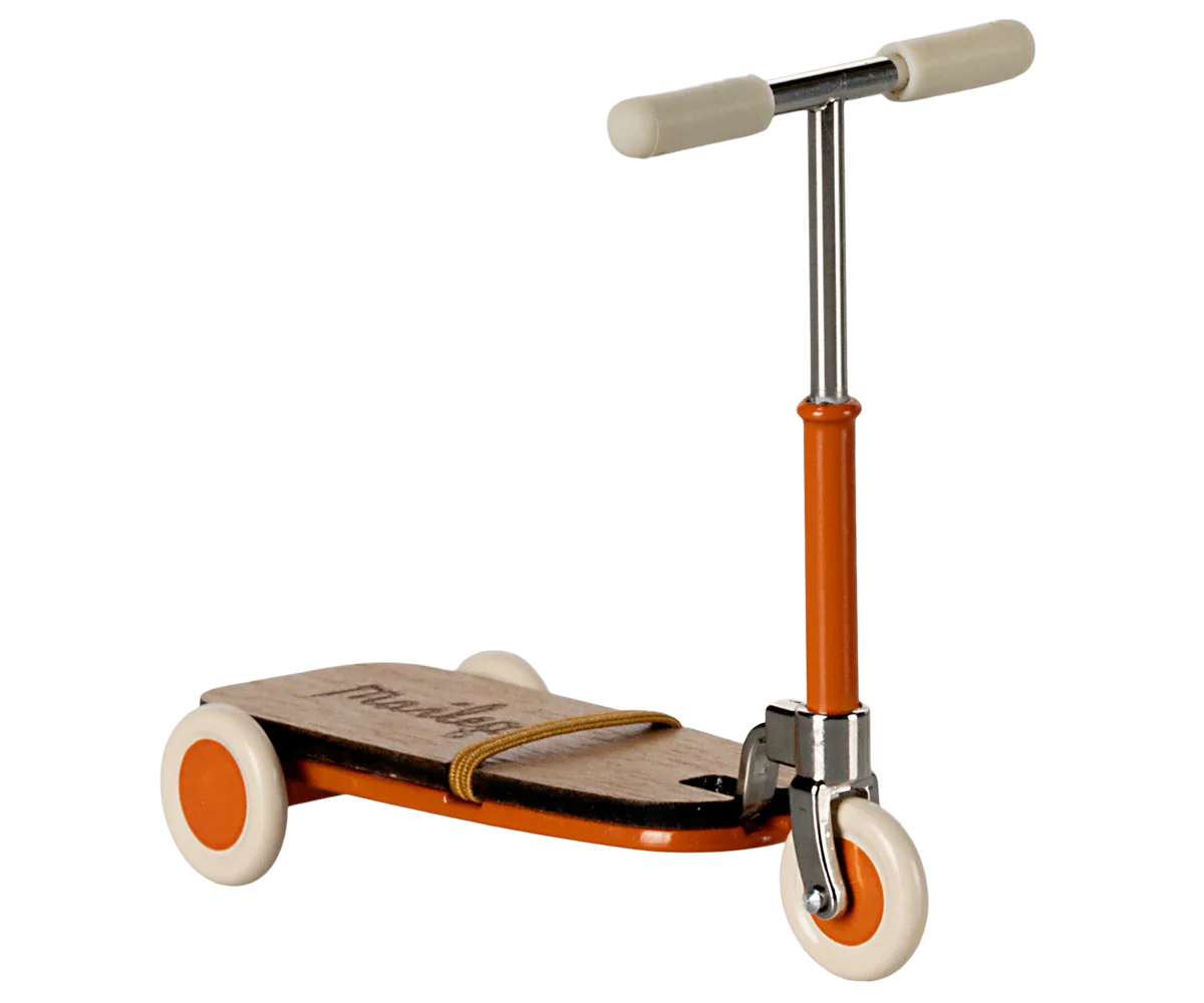 Kick Board, Mouse - Orange | Maileg