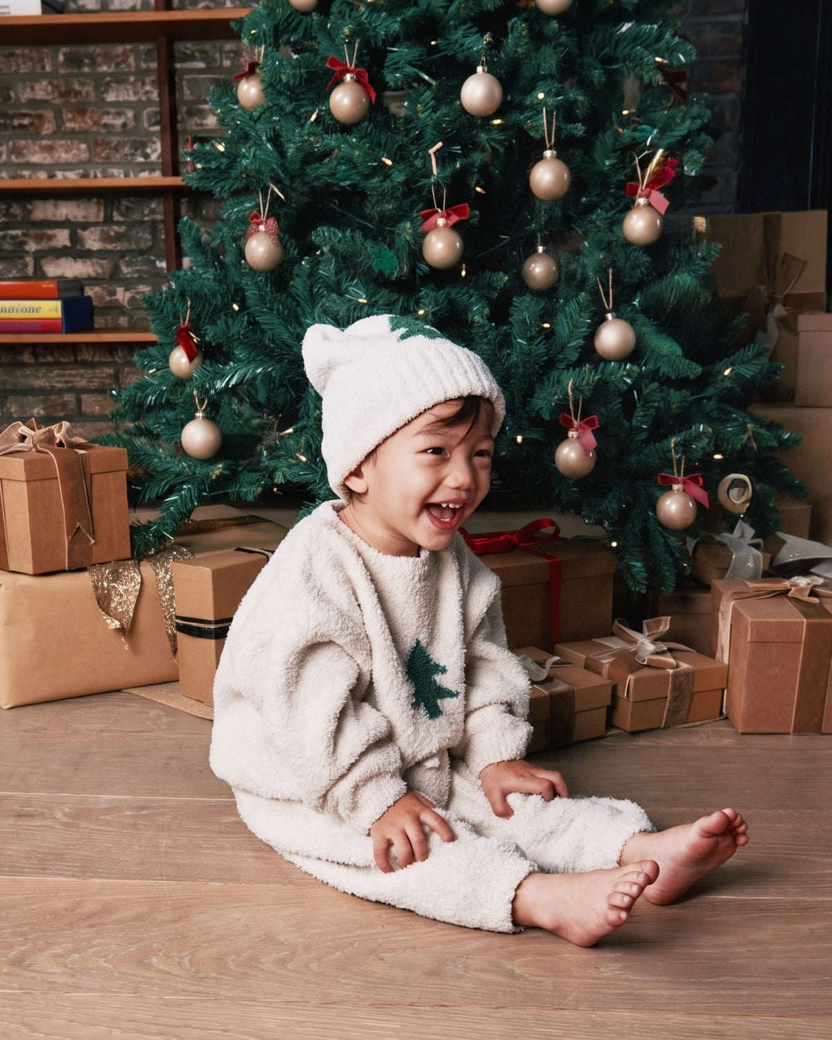 Fuzzy Holiday Boxy Sweater - Ecru Ivy