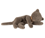 Sleeping kitten plush, Medium - Grey | Maileg