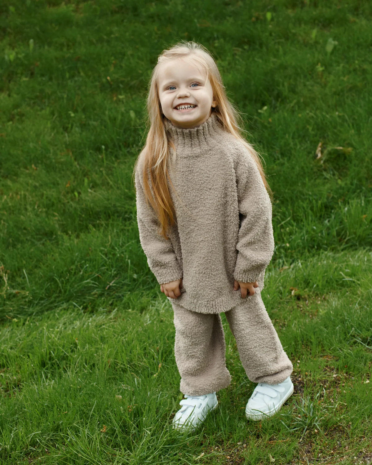 Fuzzy Lounge Pants - Taupe