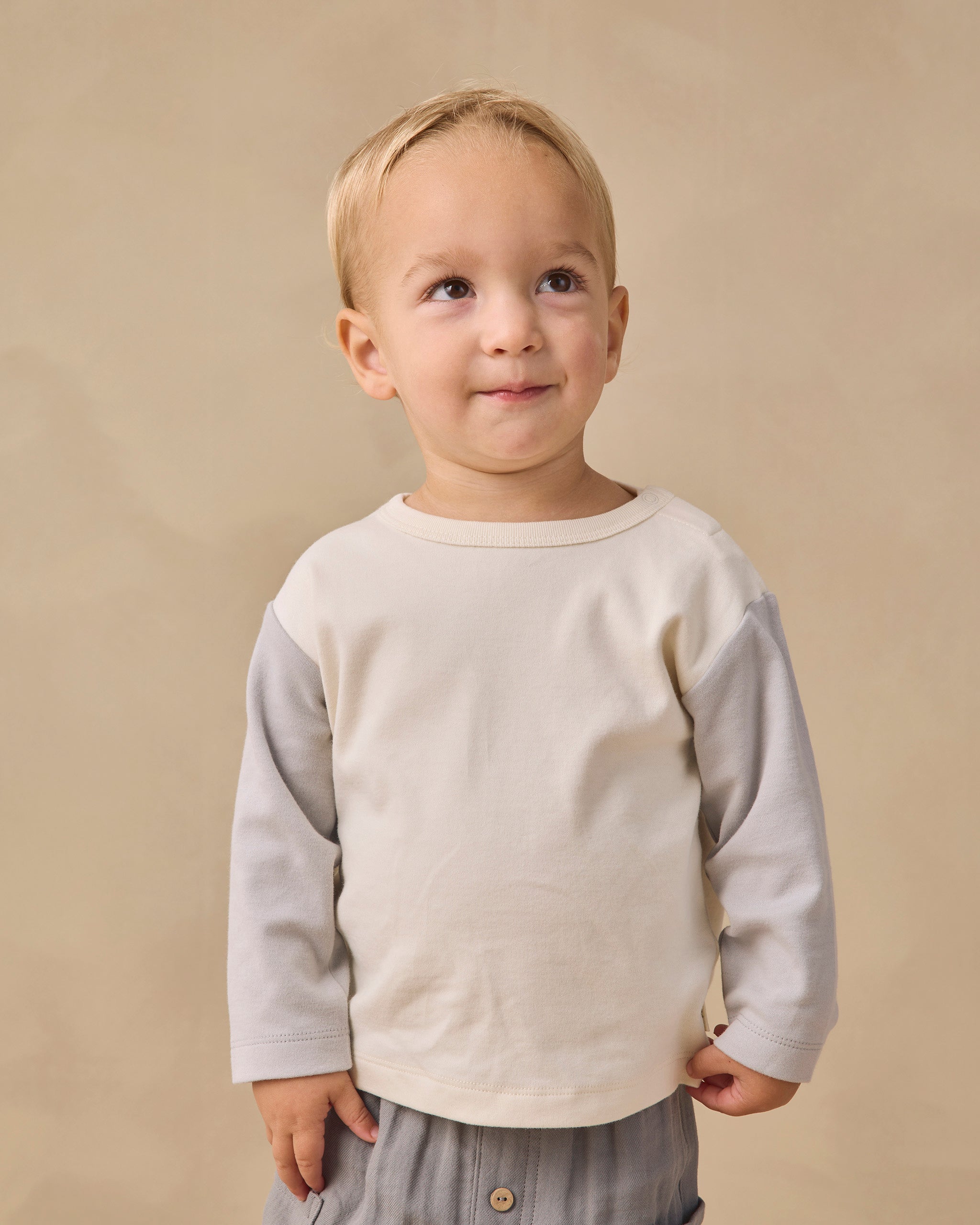 Long Sleeve Raglan Tee || Cloud