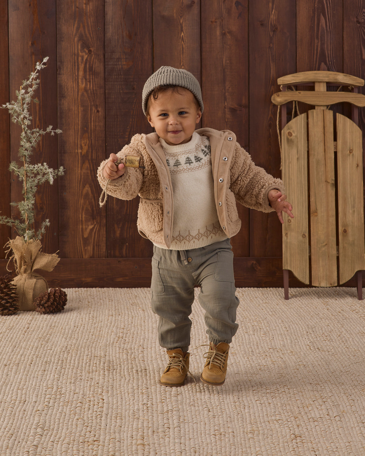 Luca Pant || Spruce