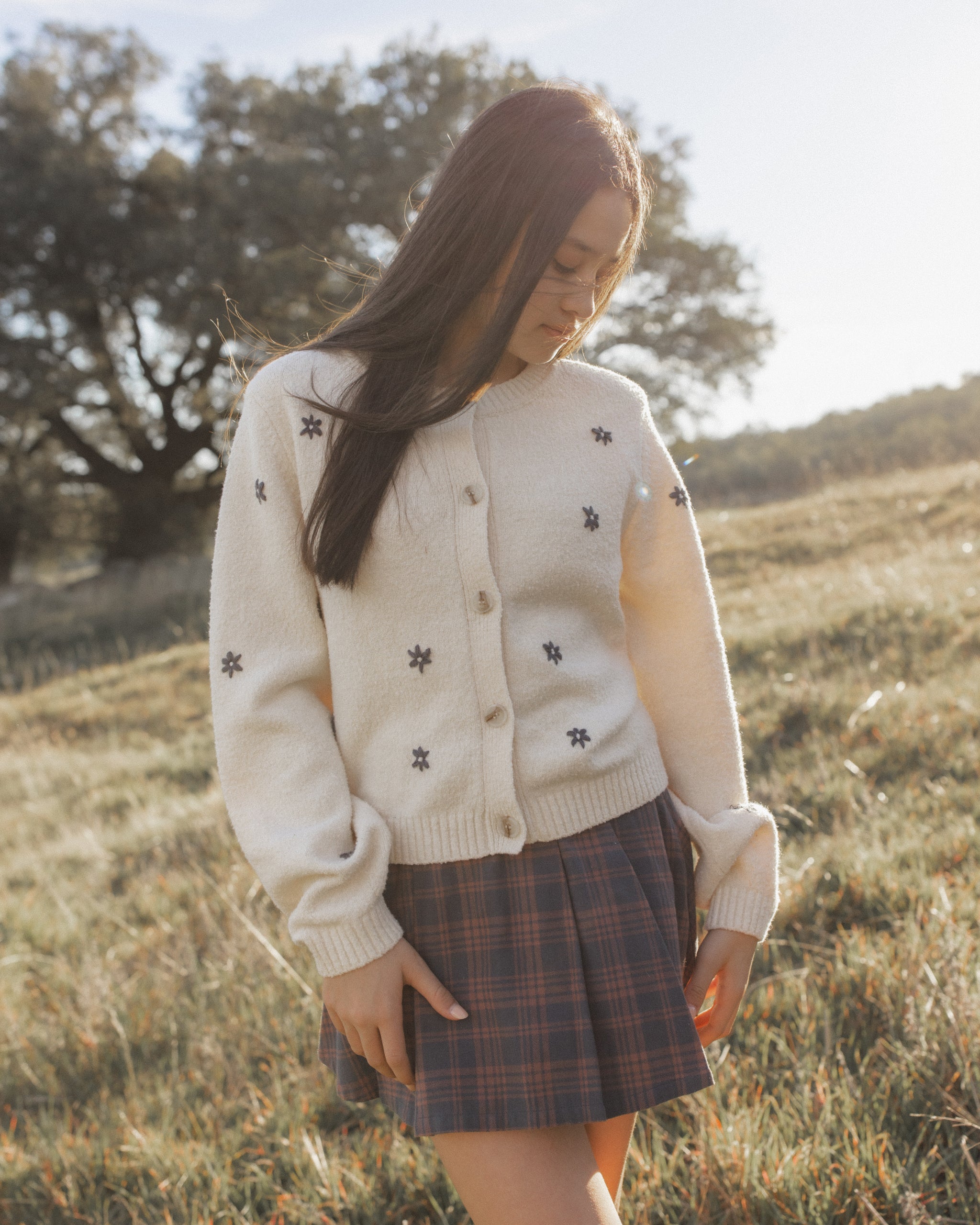 Tulip Cardigan || Midnight Daisy