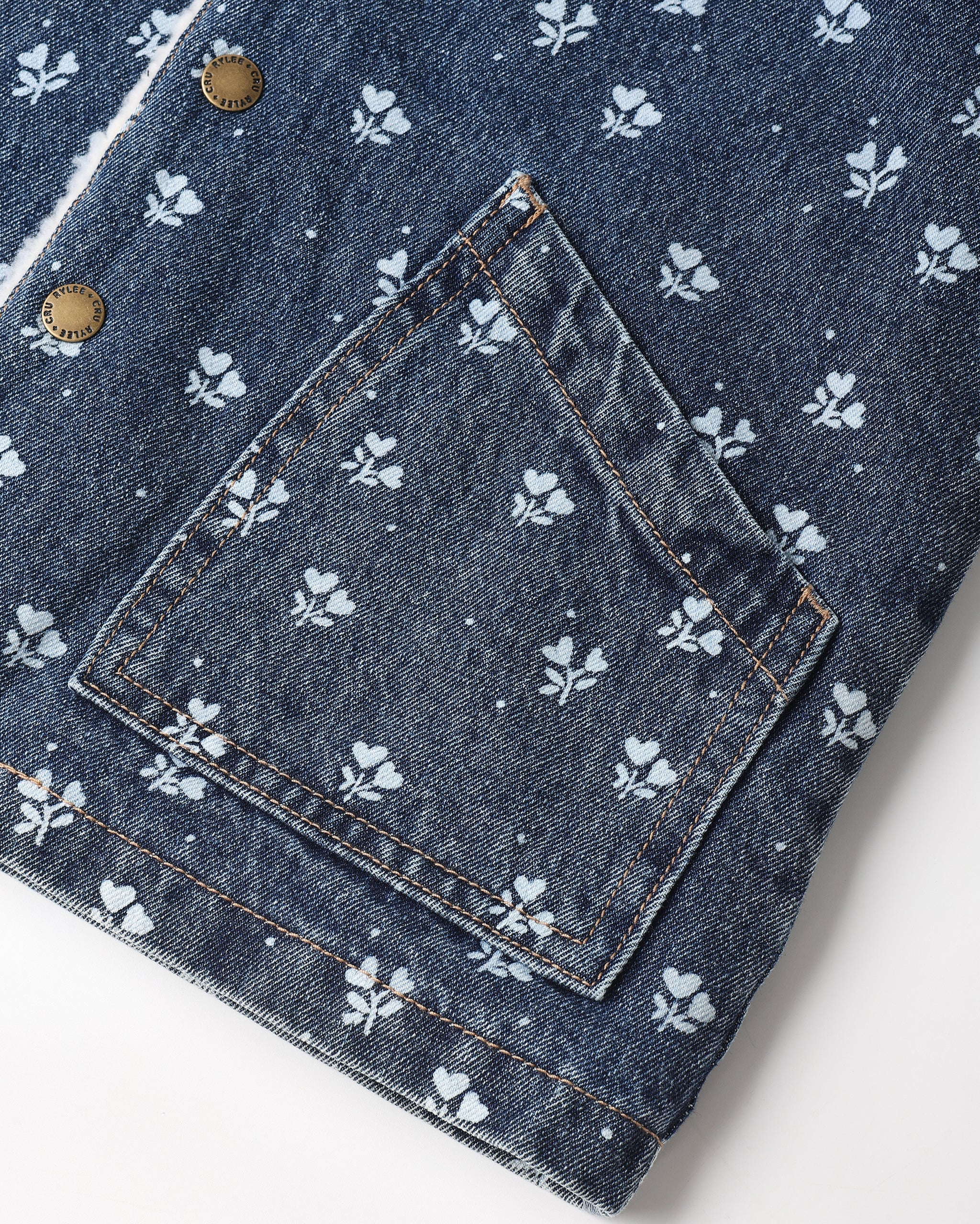 Long Chore Coat || Heart Ditsy