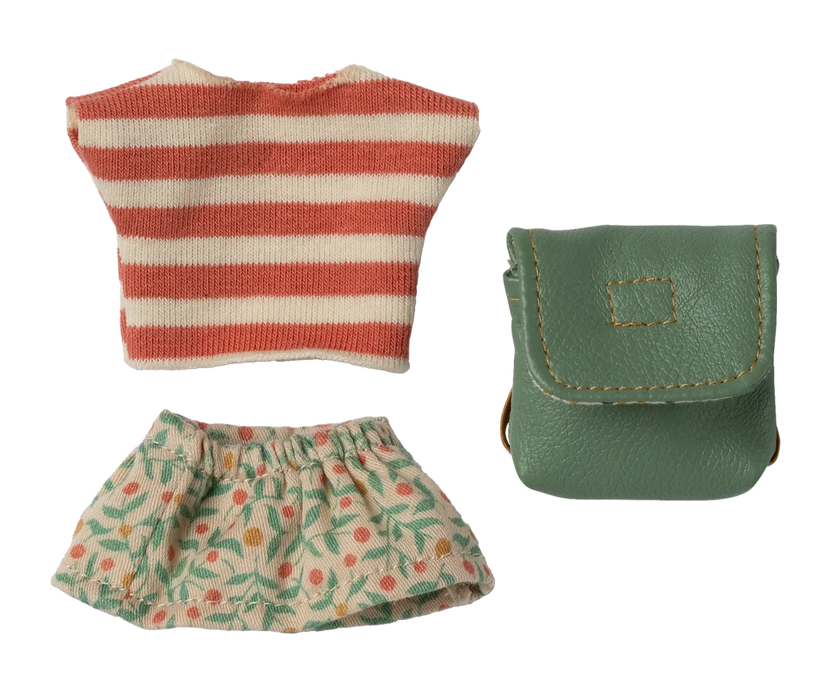 Clothes and Bag, Big Sister Mouse - Green | Maileg
