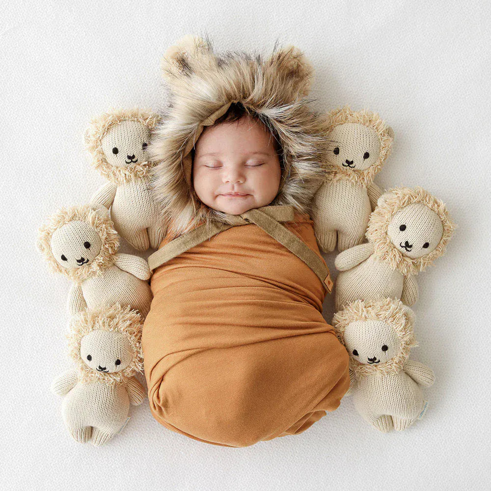 Cuddle + Kind Baby Baby lion