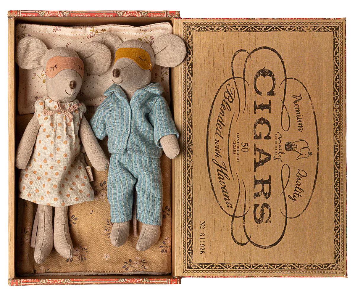 Maileg Toy Mum & Dad Mice in Cigarbox | Maileg