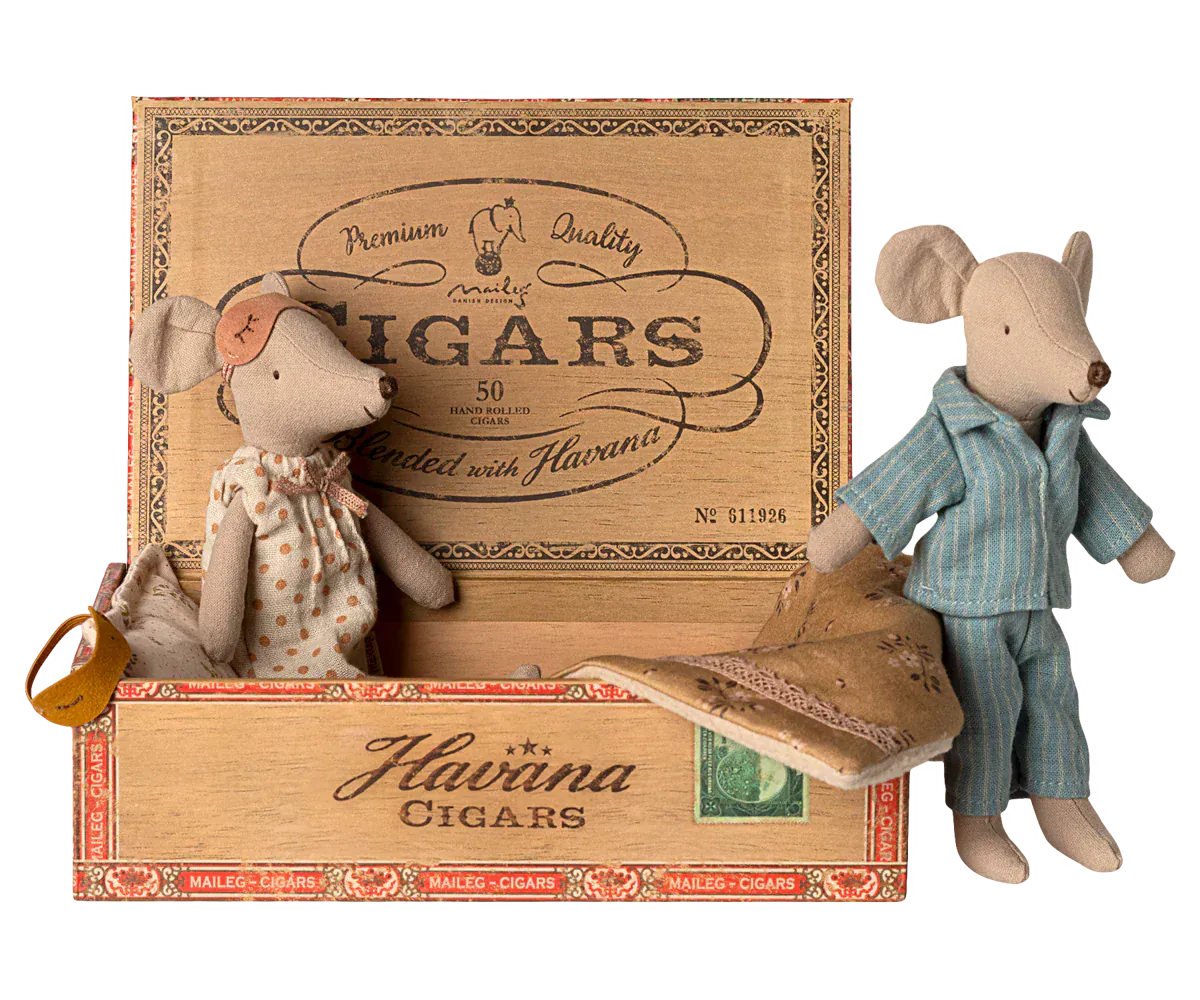 Maileg Toy Mum & Dad Mice in Cigarbox | Maileg