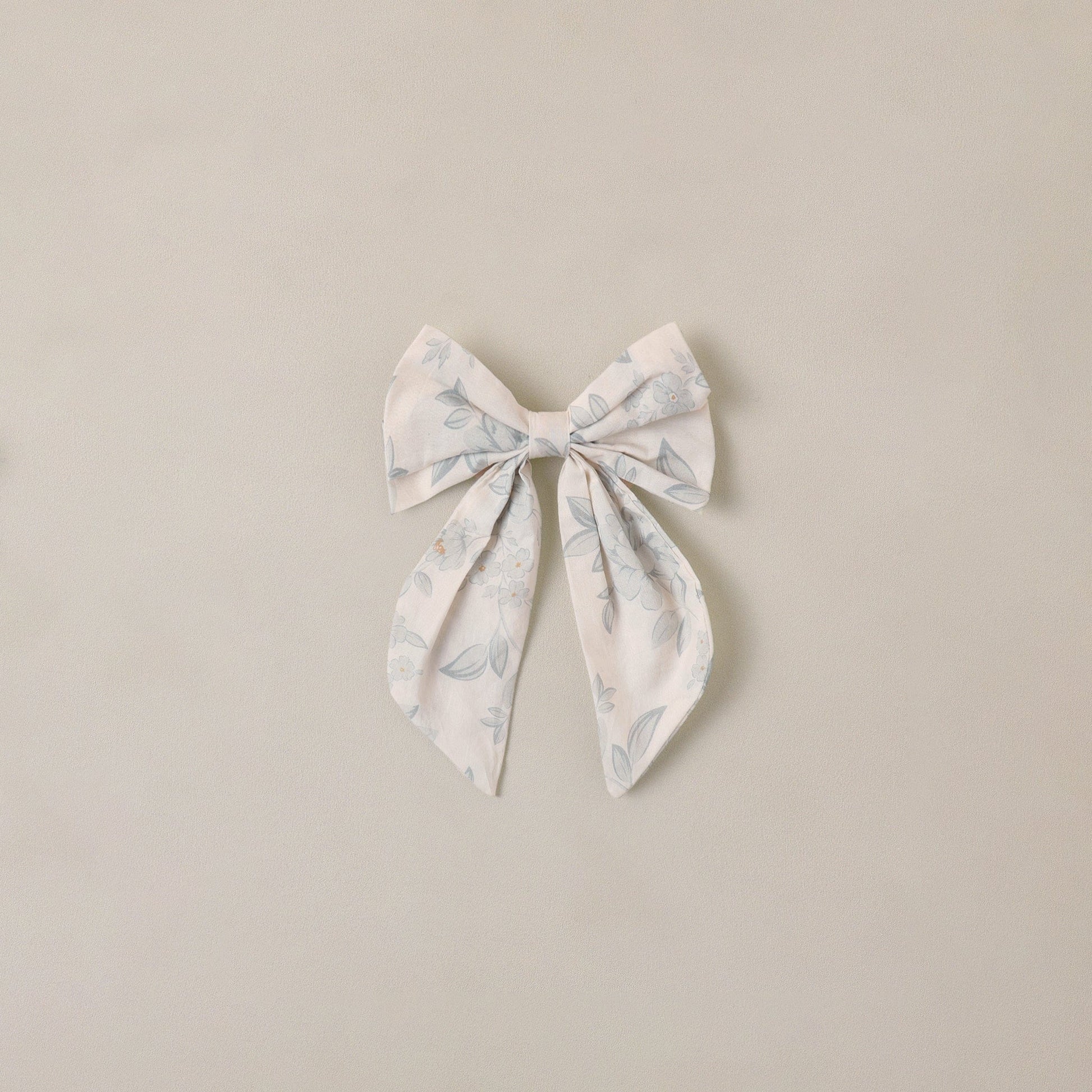 Noralee Everly Bow | Mist English Rose