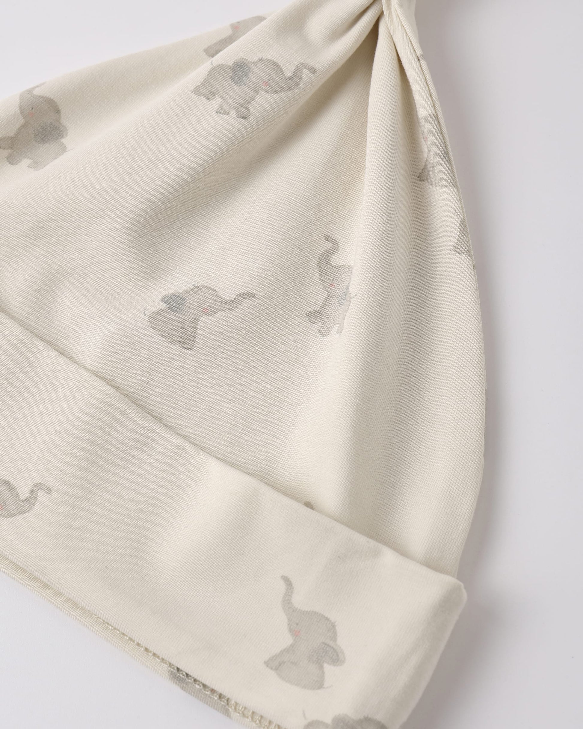 Quincy Mae Baby Newborn Bamboo Baby Gown + Hat Set || Elephants