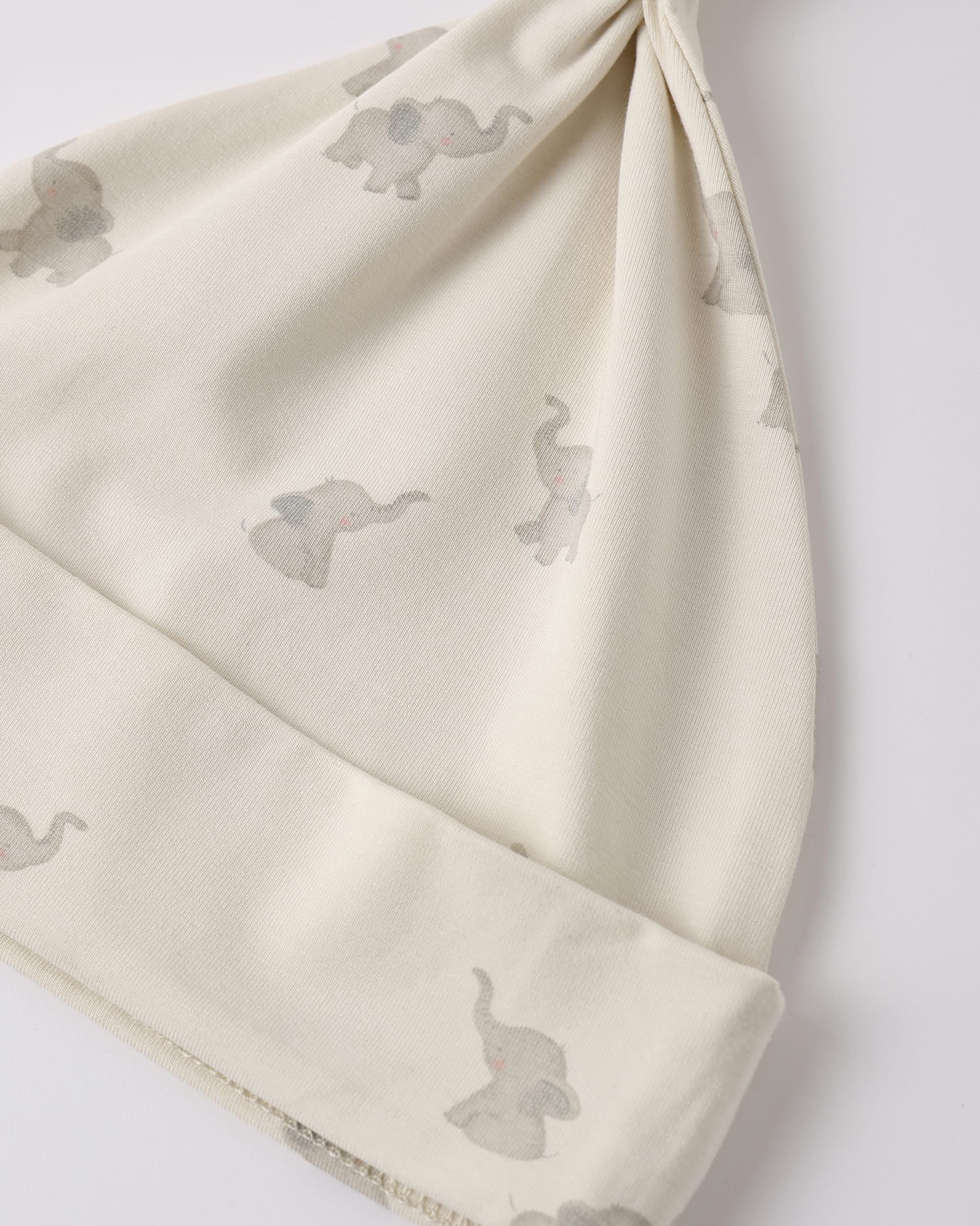 Quincy Mae Baby Newborn Bamboo Baby Gown + Hat Set || Elephants