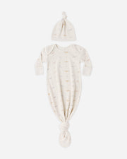 Quincy Mae Baby One Size Knotted Baby Gown + Hat Set || Dinos