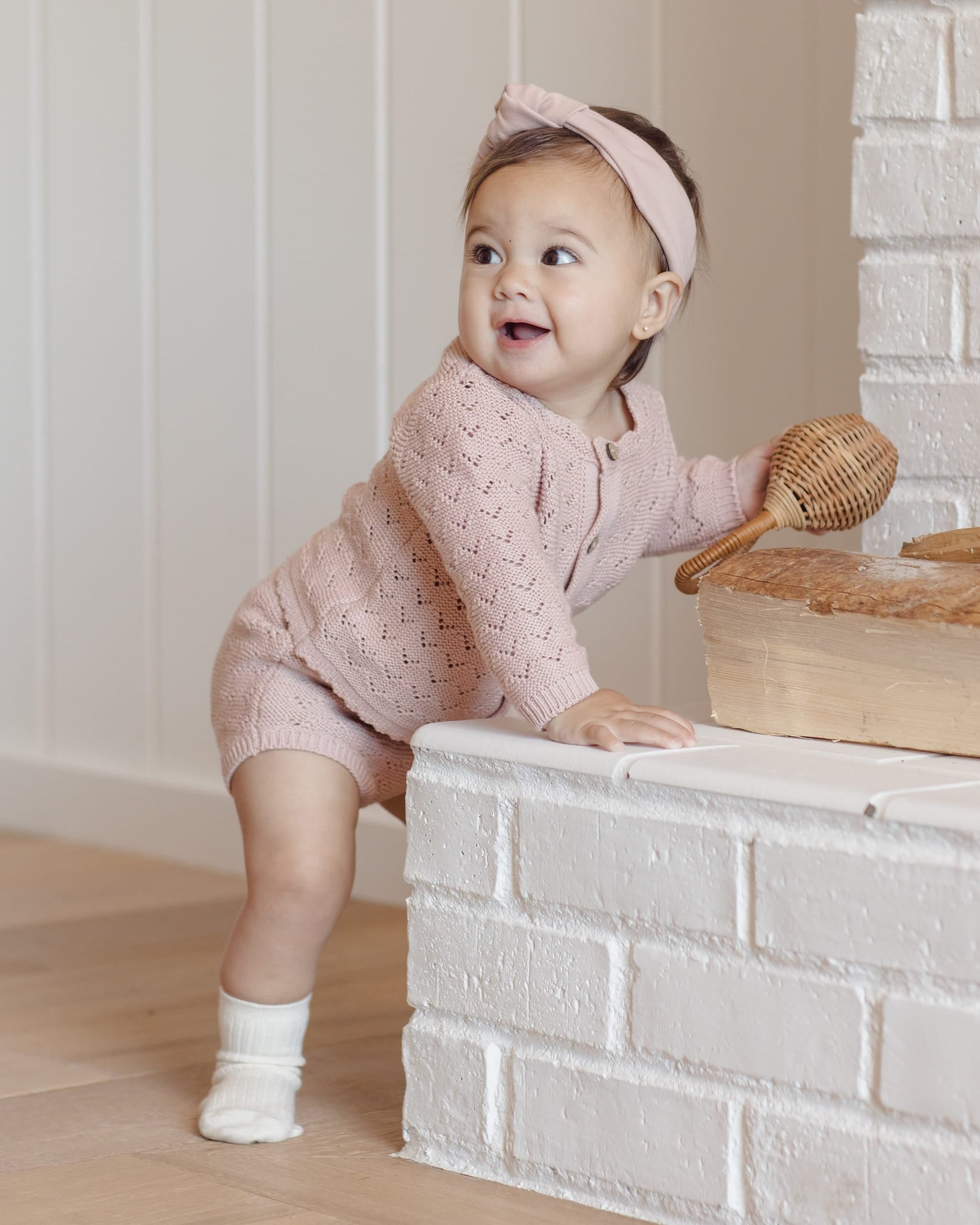 Quincy Mae Baby Scalloped Cardigan || Blush