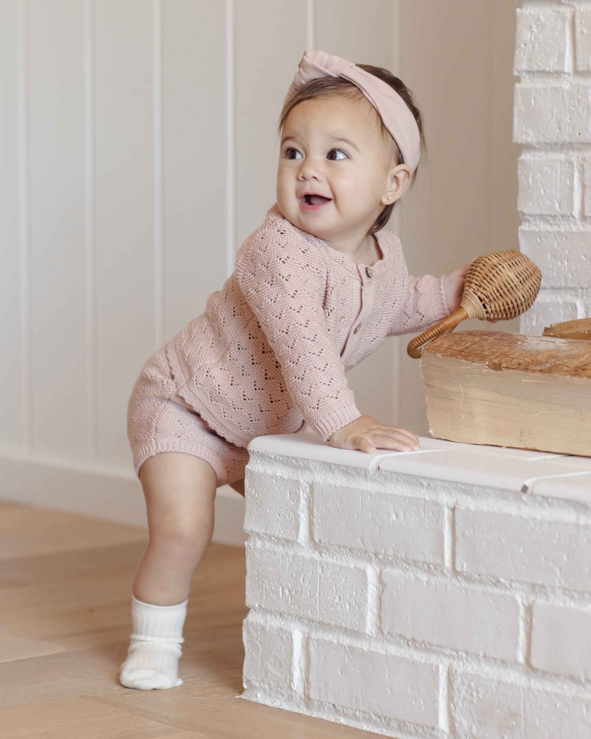Quincy Mae Baby Scalloped Cardigan || Blush