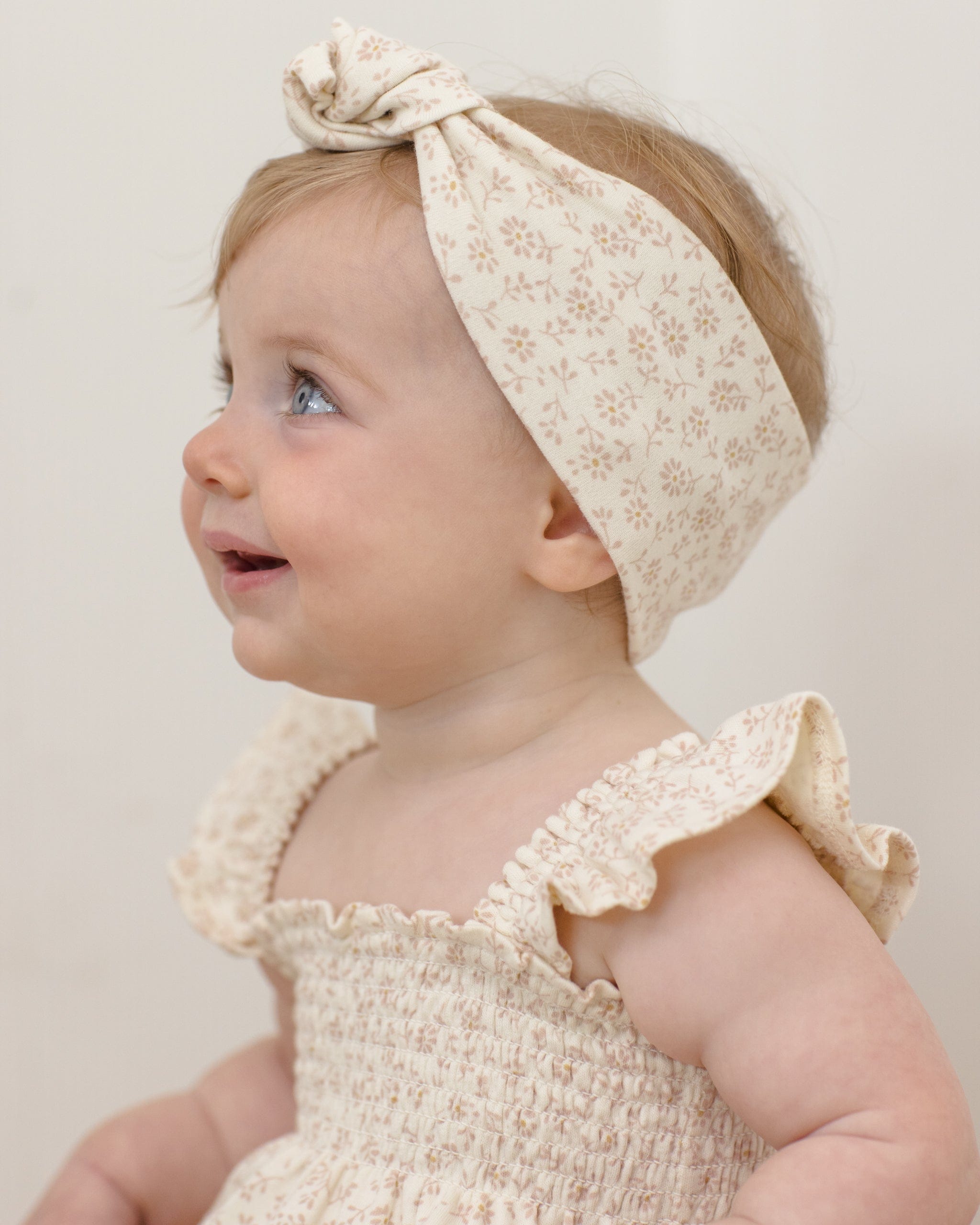 Quincy Mae Baby Smocked Ruffle Sleeve Romper || Ditsy
