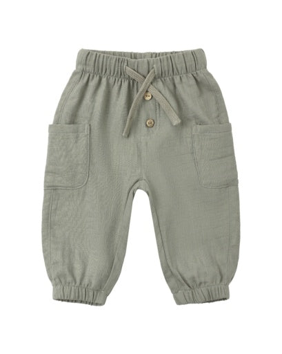Luca Pant || Spruce
